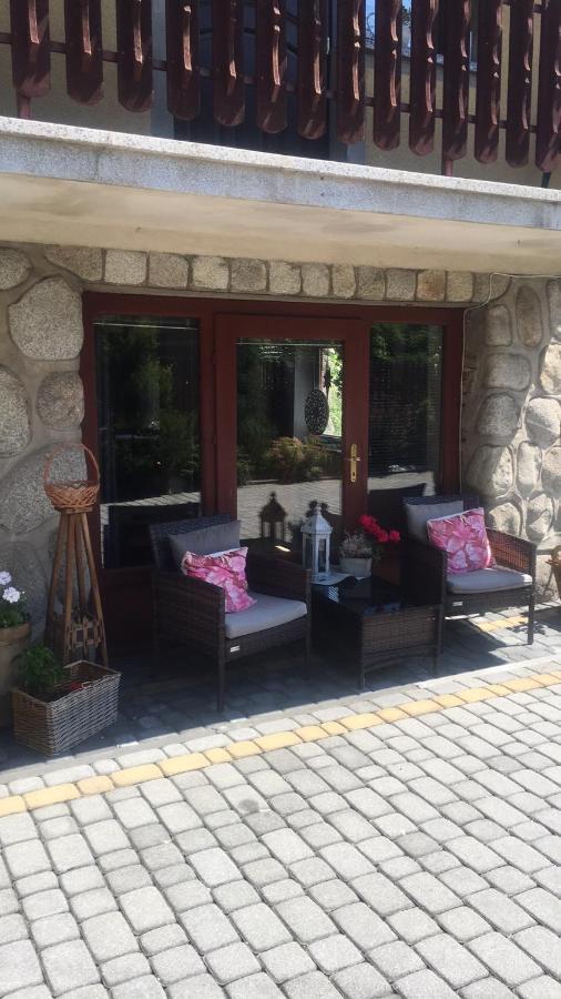 Apartamenty I Pokoje U Staszelow Poronin Exterior photo